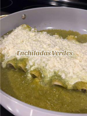 Easy Enchiladas Verdes Recipe 🍀✨🍽️ Ingredients: * Rotisserie Chicken * 12 corn tortillas * 8-10 tomatillos * 3 jalapeños * 1/4 onion * 3 garlic cloves * A bunch of cilantro  * 1 tbsp chicken bouillon  * 1/2 cup water from boiled chile’s * Sour cream or crema mexicana * Queso fresco  * Oil to fry tortillas  #enchiladas #enchiladasverdes #EasyRecipe #quickrecipes #mealideas #dinnerwithme #dinnerrecipe #cookwithme #mexicanfood #comidamexicana #greenenchiladas #latinostiktok #mexicantiktok #nwa #fyp #paratii 