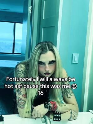 So thankful I didn’t peak in highschool 🤣  #alttiktok #greenscreenvideo #bluecollar #tattedgirls #fatherlessbehaviour  #greenscreen 