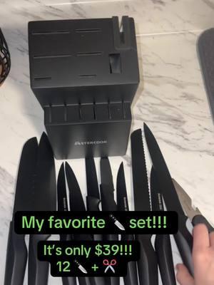 Upgraded my steak 🔪 set! The quality of these is top tier!! #kitchen #TikTokShop @Astercook USA #tiktokmademebuyit #affiliatetiktok #affiliate 