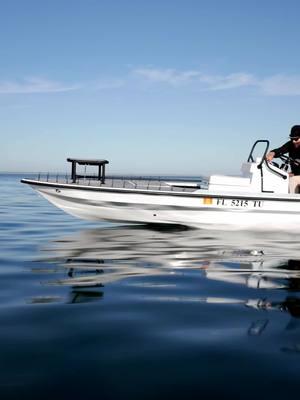 The Florida Keys are well known for its Flats Fishing! 🎥: Local Knowledge S9:E7 “Sight Fishing Barracudas & Bonefish” is Available on YouTube, Waypoint TV & Streaming apps #barracudas #bonefish #flatsfishing 