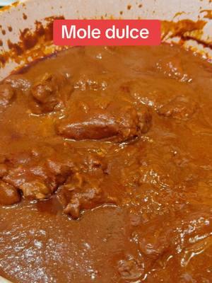 Mole dulce con pollo estilo mexicano riquísimo! #moledulce #molemexicano #foryoupage #foryou #parati #viral #fyp #mexicanfood #mexicanrecipes #comidamexicana 