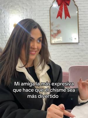 Pero chisme es chisme #amigas #chismesito #humor #viral #fypp #girlchat #amigastiktok 