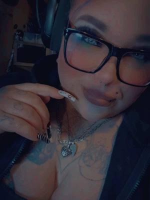 #CapCut #singlemomsoftiktok #yes🍑sir #fyp #hausoftoxicity🔪 ##BeACass##toxictendencies##reidslittlebrats##makeupaddict##bluehairedgirl##biggirlhype