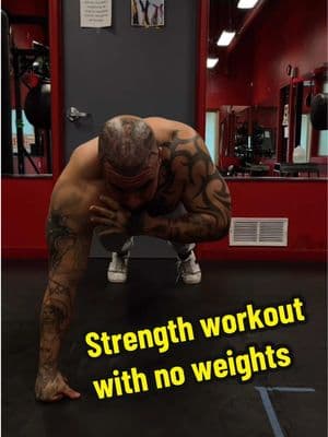 Build strong chest, arms & shoulders with these body weight workout!! Tired of hearing people say they can’t workout because they don’t have fancy equipment… get on the floor and let’s get this work!!! #pushups #burpees #bodyweightworkout #gym #gymmotivation #fitness #fitnessmotivation #fyp #tattoos #tips 