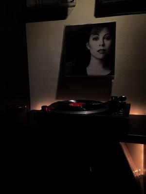 Mariah Carey - Melt Away #vinyl #vinylcollection #vinylrecords #mariahcarey #mariahcareyvinyl #daydream #daydreamvinyl #meltaway #rnb #rnbvinyl #ballad #lambs #lambily #fypシ #fyp 