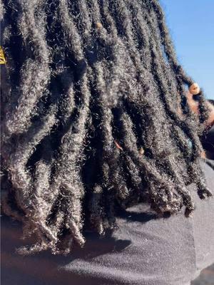 Textureee 😍 Locs with curly ends. #starterlocs #boholocs #butterflylocs #twostrandtwiststarterlocs #minitwist #curlyendlocs #locinspo #loc #locs #locstyles #locjourney #locnation #naturalhair #loclivin #loctician #dreadlocks #starterlocs #locstylesforwomen #loclove #loclife #womenwithlocs #locmaintenance #locswithcurlyends #locqueen #retwist #naturalhairstyles #foryoupage  #4alocs #4blocs #3clocs #fyp