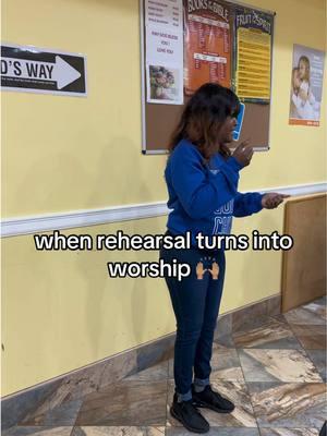 worship doesn’t start on stage for us… it doesn’t even start at rehearsal. it starts in our everyday lives. & that’s what makes this 10x’s more special 🙌🏽🥺 #worshipmusic #christiantiktok #christian #worshipleader #worshipsongs #praiseandworship #praise #praisethelord #haitianchurch #haitian #gospelmusic #gospel 