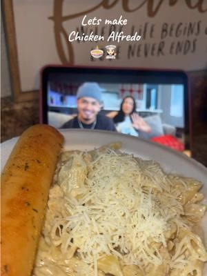 Super quick and Easy My Kids Favorite #fyp #chickenalfredopasta #cooking #cookingrecipes #ipad #pinkipad 