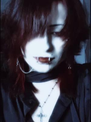 #vampireboy #gothicvampire #visualkei #vkei #vampireasthetic #fypシ #alternative 