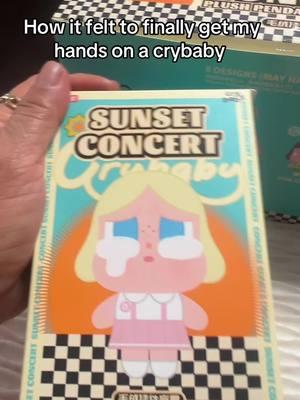 Crybaby sunset concert, never say goodbye #crybaby #popmartunboxing #sunsetconcert #filambae 