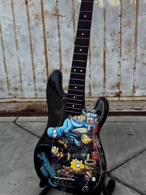 Simpsons themed full wrap on this fender bass 🎸💯 #simpsons #fenderbass #customwrap #wrap #custombass #camachwrapz 