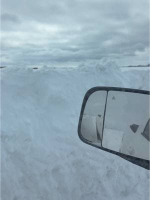 Snowman got a copy? #mmopars #snowday #drift #deep #weather #illinois #illinoischeck #countryroads 