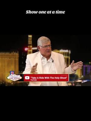 🌟 Las Vegas Tonight: Special Guest Jeff Burch 🌟 In this heartfelt episode of Las Vegas Tonight, host Dale Davidson sits down with Jeff Burch to discuss his inspiring journey, faith, and passion for making a positive impact. 🙏✨ From personal stories of perseverance to the incredible work he’s doing in the community, Jeff’s insights will leave you encouraged and uplifted. 📺 Watch the full clip now on SocialMediaShows.com and share your favorite moment in the comments! Don’t forget to like, share, and subscribe for more inspirational stories. #LasVegasTonight #JeffBurch #FaithAndHope #Inspiration #socialmediashows 