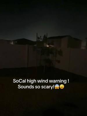 I’m freaking out 😱😫😫 #windadvisory #socalwinds #californiawinds #winds #stormwarning #scary #fyp #news #severeweather #losangeles #inlandempire 