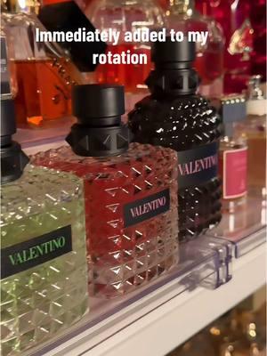 Valentino oumo for the days I want to feel powerful 🩷🖤 #perfumerotation #valentinobeauty #valentinoperfume #creatorsearchinsights 