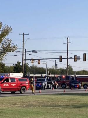 Gunter FD rolling to a structure fire #gunterfiredepartment  #battalionchief  #firetruck  #backthered❤️  1-7-25