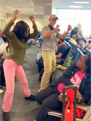 DFW AIRPORT VIBES 💃🏾😁 | REPOST FOR MORE VIBES 🥰 #fyp #trending #dance #vibes #young_baduu #explore #dancechallenge #airport #dancers #encore 