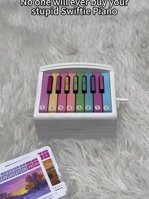 🥰Mini piano with 52 sheet music on 28 cards #taylorswift #swifttok #piano #pianocalendar #minipiano #gift #giftideas 