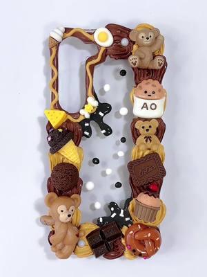 ✨ASMR Cute Duffy Bear DIY Handmade Decoden Phone Case #asmr #decoden #decodenphonecase #creamglue #decodencase #phonecase #handmade #DIY #fyp #usa #cheror #lovedeco #duffy #duffyandfriends #duffybear  #sanrio #kuromi #melody #pochacco #cinnamon #pompompurin #sanriocore #gudetama #hellokitty 