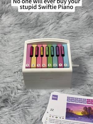 The perfect Valentine’s Day gift #taylorswift #minipiano #pianocalendar #gift #giftideas #ValentinesDay #valentinesdaygift 