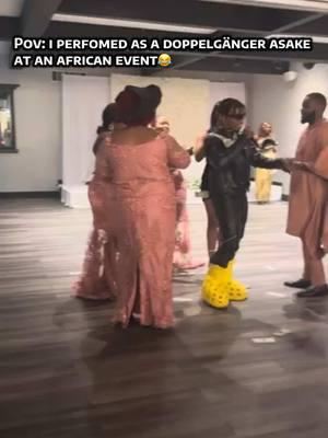 Pov: you perfomed  as a Nigerian artist droppelganger @asake at an african event here some  funny highlights 🇳🇬 😂😂 @Asake @Asakenewz #viral #mrmoney #doppelgänger #nigeirantiktok #asake #dance #africantiktok #asakemusic #nigeria 