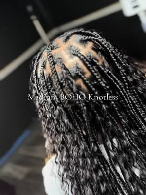 My most hated style but yall pay so 💁🏽‍♀️💁🏽‍♀️ Link in bio😮‍💨  #dopeaxxmeme #fyp #tulsahairstylist #tulsabraider #tulsabraids #knotlessbraids #bohobraids #bohoknotlessbraids 