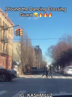 Nah The Moonwalk into the Spin Got It 😂😂😂😂😩😩🤦🏾‍♂️#kashmillz101 #fyp #explorepage #tiktok #viral #blowthisup #trending #nyc #crossingguard #nyctiktok 