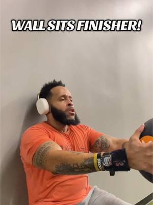 Y’all gotta try this wall sits finisher after your workout is complete together ignite that burn! #wallsits #tones #glutes #hamstrings #quads #calves #core #fitness #coachrob 