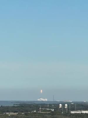 Lanzamiento del Spacex visto desde el crucero  #spacex #florida #usa #msccruises #canada #montreal #latinosencanada #latinosenmontreal #latinosenquebec 