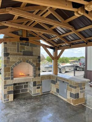 Calidad se le llama este trabajo #fireplace #stonework #masonry #bricklayer #bricklayer #winter #texas #weather #firepit #landscaping #amazing #mex #keller #haslet 