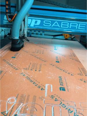 Cutting acrylic on our Shop Sabre @Fastsigns Clearwater/Largo @ShopSabre CNC #fastsigns #shopsabre #cnc #cut #clean #dimension #acrylic 