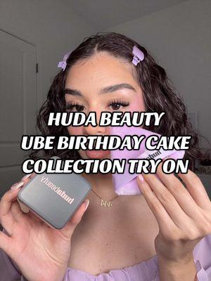 have i just found….my new favorite blush color? 🧐 @hudabeautyshop @Huda Beauty #acnemakeup #acneproneskin #makeupfortexturedskin #texturedskin #texturedskinmakeup #hudabeauty 