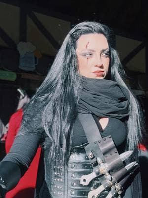 What do you think her story is?🖤⚔️ #renfaire #renaissancefestival #assassin #renaissancefaire #BookTok 