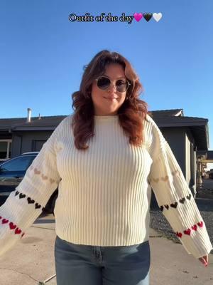 All these heart sweaters have me in my feels 😍 #midsizefashion #midsizestyle #valentinesoutfitideas #galentinesoutfit #heartsweater #springfashion 