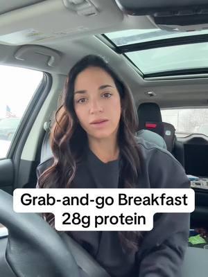 Make it a priority and learn how to build healthy habits and it IS easy. 28g of protein for this easy breakfast that took me 1 minute.  #weightloss #transformation #snacksforweightloss #weightlosschallenge #weightlosstipsforwomen #highproteinmeals #highproteinbreakfast #breakfastrecipes #breakfastrecipes #macrofriendly #macromeals #caloriedeficit #macrocoach #weightlossmotivation #loseweight #postpartumweightloss 