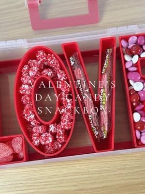 Valentine’s Day candy snackbox ❤️ Perfect for Galentines or to gift someone special in your life 😘 #candyrestock #restockasmr #asmr #ValentinesDay #galentinesday #valentinesdaycandy #candyasmr 