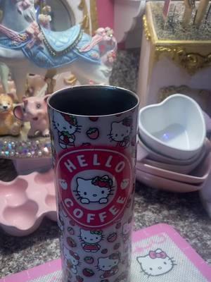 #hellokitty #noedit #coffee #icecoffee #pinkkitchen 