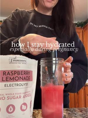 No added sugar 👏🏼 No artificial crap 👏🏼 Tastes amazing 👏🏼  I’ve tried a lot of electrolytes and @Just.Ingredients is hands-down the best 😋  #hydrate #hydrated #electrolytes #nontoxic #noaddedsugar #pregnancy #pregnant #pregnancyhack #momlife 