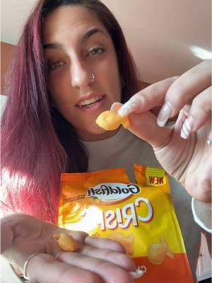 Yallll these new Goldfish crisps are FIIIIRE !! They’re so crunchy and cheesy and salty mmmmm mmm yeah these are a yes for me!! • • • #chelseats #chelseatsapproved👍🏽 #Foodie #food #foodblogger  #fallriverfoodie #ma #mafoodie #fallriver #eatwithme #comeeatwithme #maeats #massfoodie  #newbedfordfoodie #foodreview #fortheloveoffood #restaurantfood #foodvlog #foodisfuel @goldfishsmiles 