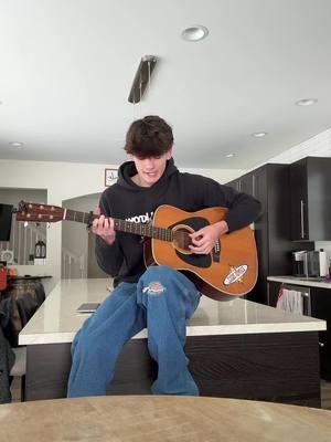 “Messed up song about a messed up kid” #cover #messedupkid #tylerchilders #jackwharff #music #acousticcovers #musiciansoftiktok #singersoftiktok #fyp #foryoupage 