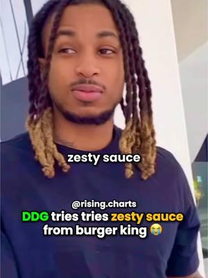 #ddg tries zesty sauce from Burger King 😭 #fyp #foryou #clips #funnymoments #pinkdreads #risingcharts 