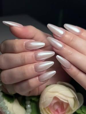 Chicas ya tengo espacios disponibles  Para cada una de nosotras 💅 Reserva tu cita y deja que tus manos sean el centro de atención.”  Citas al 832-846-1405  ¡Te esperamos! . . . . . . #uñashouston #lomejordelomejor #poligel #uñasacrílicas #unasbonitas #houstontexas #dynamic #valentino #elizabethnailshouston #elizabethnails #basserubber #linriosnais #isarios2530 #manicura #manicurarusa #uñascolombiana #uñasvenezolanas 