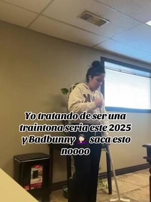 @Bad Bunny #badbunny #noo #treintona #feliz #f #fyp #parati #pa #funny 🤦🏻‍♀️@iiiisidro1 