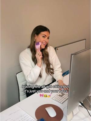 Raise your hand if you love your job! 🙋‍♀️🩷 #skincare #skincarebrand #office #selfcareroutine #selflove #girlhood #girlygirl #femalefounder #womenowned #officehumor 