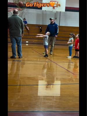 Noah’s 1st Basketball Practice🏀🧡🐅 #gotigers #basketball🏀 #basketballtiktok #mybaby #fyp 