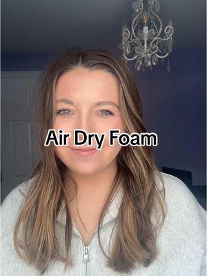 Wait until the end! If you haven’t tried @THE OUAI Air dry foam this is your sign #airdryhair #styletips #hairtips #beautytips #haircareroutine #haircareproducts #ouaihaircare #ouaihairproducts #shopwithme #hairtok 