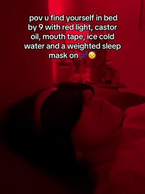 PLUS it’s on sale for half off rn!! #optimalsleep #eyemask #weightedeyemask #redlight #mouthtapesleeping 