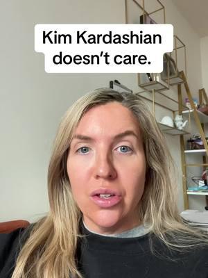 #greenscreen @Kim Kardashian are you for real promoting @SKIMS while our city burns to the ground?! You are a freak #trump #billionare #lafires #donaldtrump #safety #skims #lafire @President Donald J Trump #kardashians #kimkardashian 