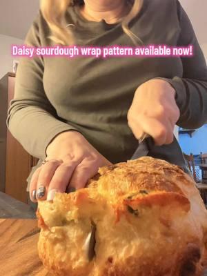 The best way to kill time during your stretch and folds is to make this pattern!!! Out now! #crochet #sourdough #sourdoughwrap #sourdoughtok #homestead #cutesy #imjustagirl #loaf #eloise #janedough #stitchedbyshari #crochettok #breadtok #bakery #dinner #daisy #grannysquares #kitchen #bread 