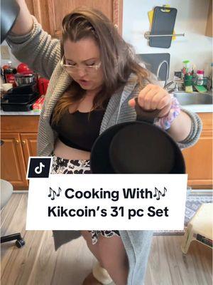 Phew 😮‍💨 The baby belly and I put so much cringe into this video, someone please buy these damn things. 😆😅 #kikcoin #kitchengadgets #potsandpans #cookwareset #cookware #cookingwithkya #pregnantbelly #bumpdate #cookwithme   #kitchenmusthaves #nonstickpans #nonstick #nonstickcookware #nonstickpan @Kikcoin Kitchen 